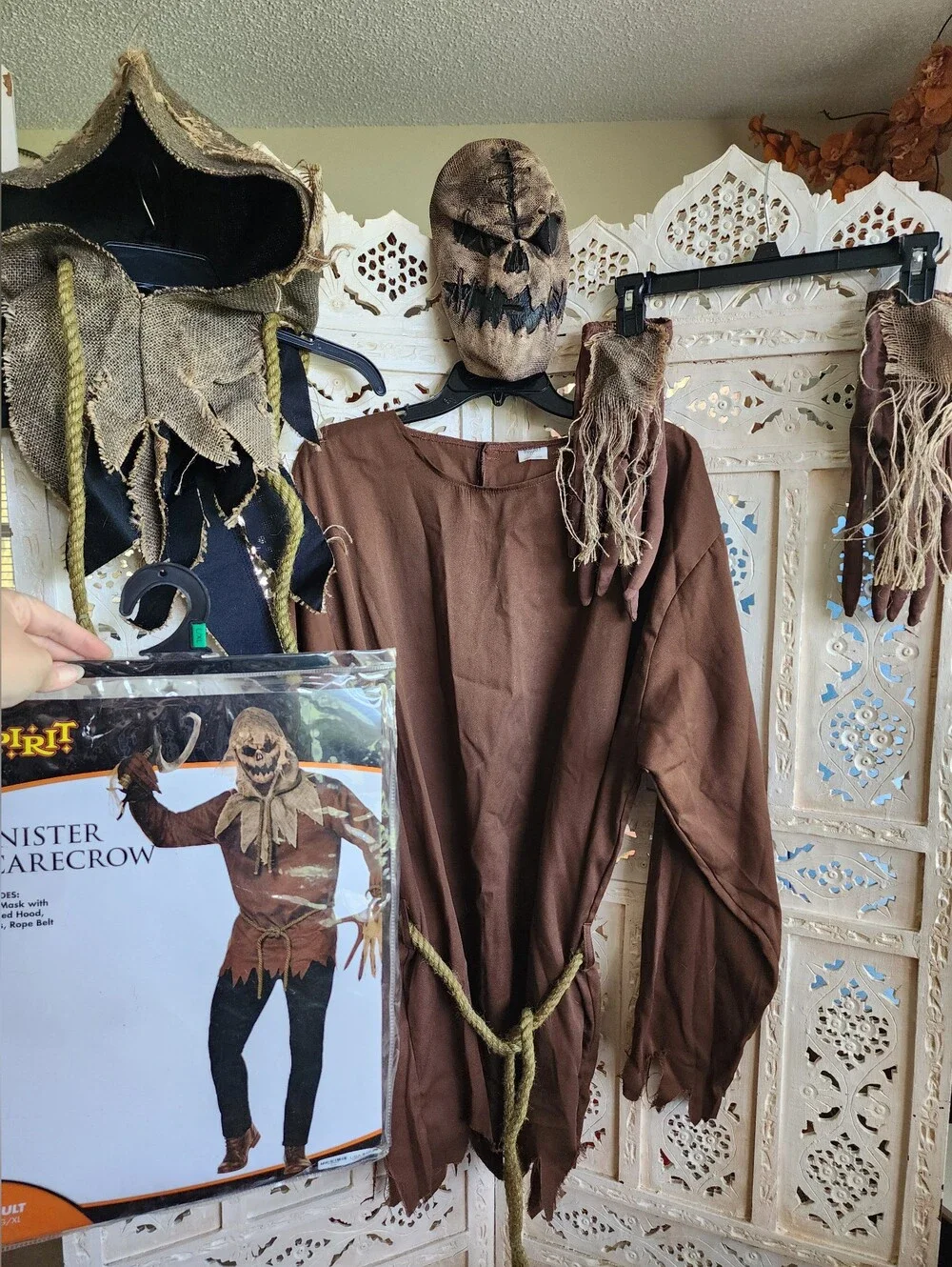 Spirit Halloween Sinister Scarecrow Outfit- Size Adult L/XL - Picture 8 of 14